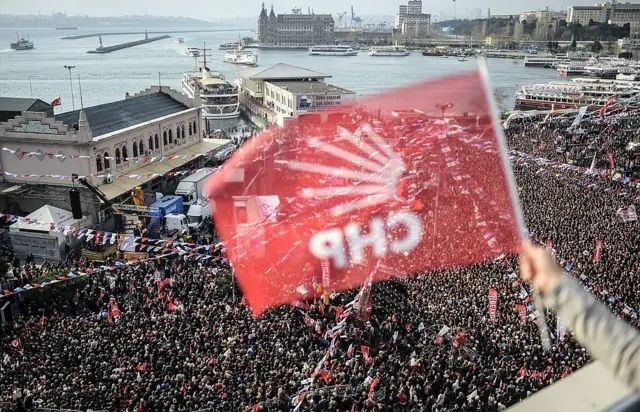 Eski CHP Genel Başkanı hastaneye kaldırıldı! - Resim: 2