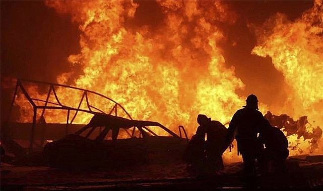 Karakolda patlama: Çok sayıda ölü ve yaralı var! - Resim: 4