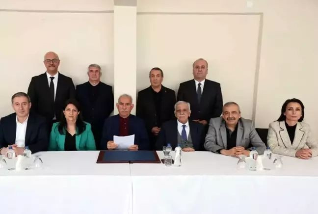 PKK'nın kendini feshetmesine DEM Parti'den ilk yorum! - Resim: 4