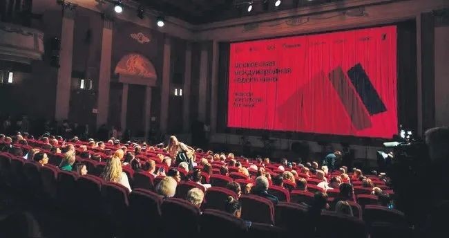 Ünlü oyuncudan acı haber! Hayatını kaybetti - Resim: 1