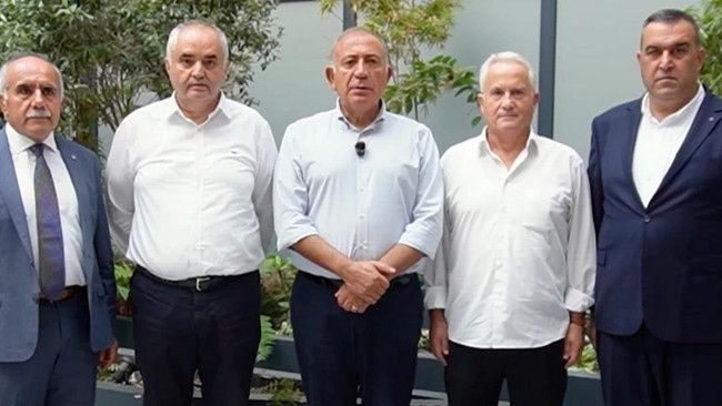 Tekin'in heyetinde bir ayrılık daha! - Resim: 4