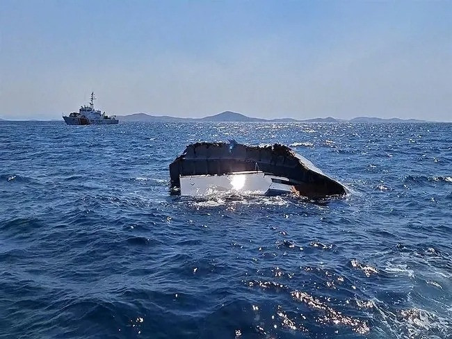 İş insanı Halit Yukay’ın kullandığı tekneye çarptı: Kaptan dümeni bırakıp mangal yapmış! - Resim : 4