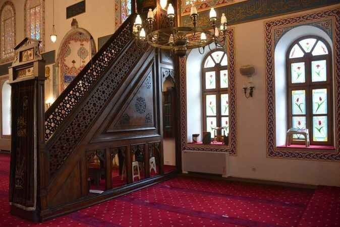 3 kez deprem, 2 kez de yangın; Defalarca yıkıldı, yeniden yapıldı! - Resim : 2