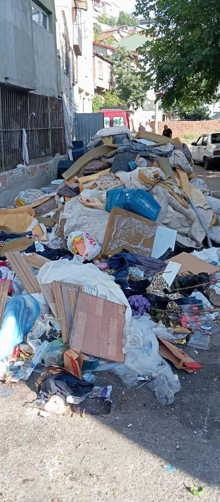 MHP'den Fatma Kaplan Hürriyet'e, "Delegeyle uğraşacağına İzmit’e hizmet et!" - Resim : 2