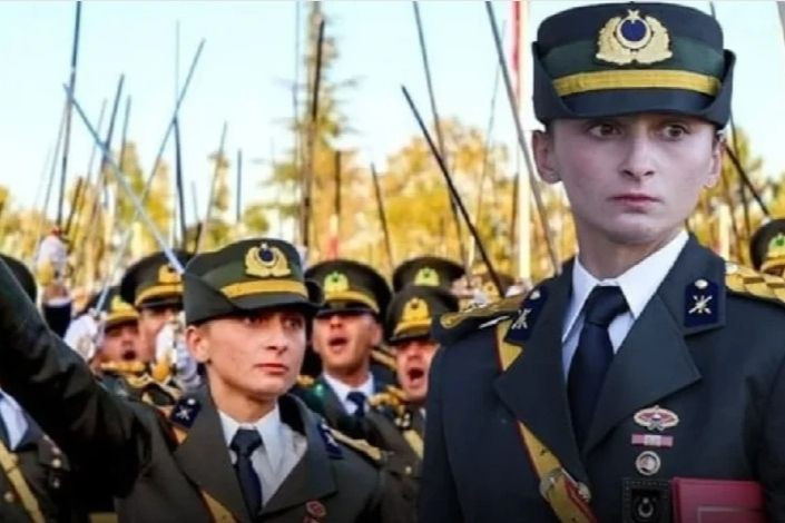 Ebru teğmene mahkemeden şoke ettiren karar! - Resim: 3