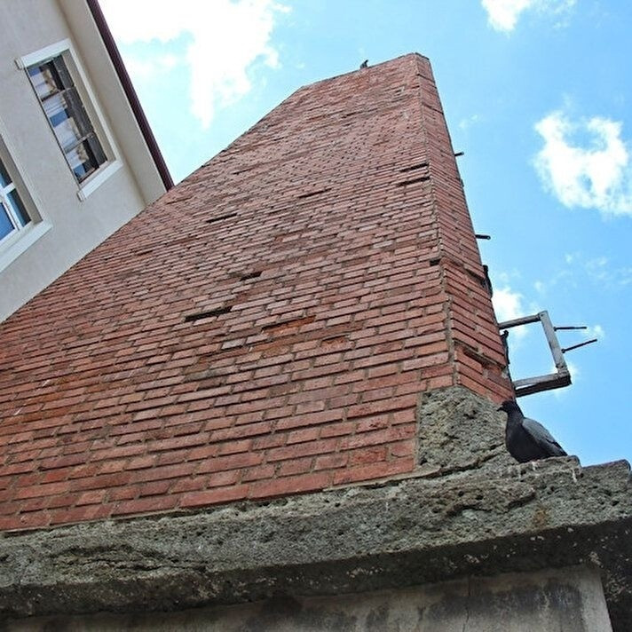 İşte Kocaeli’de direnişin simgesi; İşgalciler bombaladı, geriye yaralı bacası kaldı! - Resim : 3