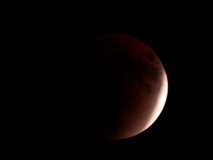 Vatandaşlar kanlı ay tutulması heyecanı yaşadı! - Resim : 3