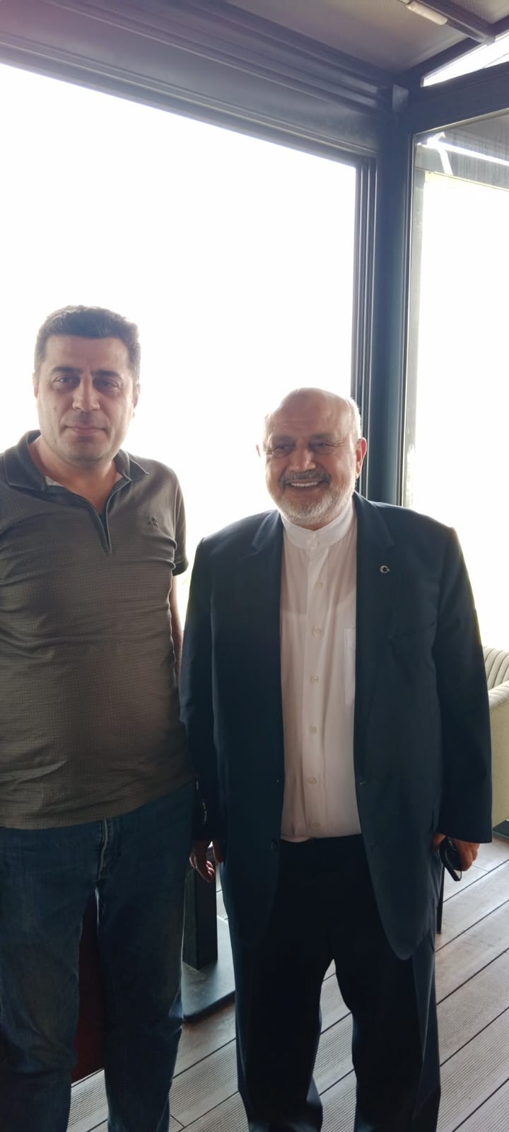 Ünal ve Erdemir'den Şevki Yılmaz'a ziyaret! Çırak ve stajyerlerin mağduriyetini anlattılar - Resim : 1