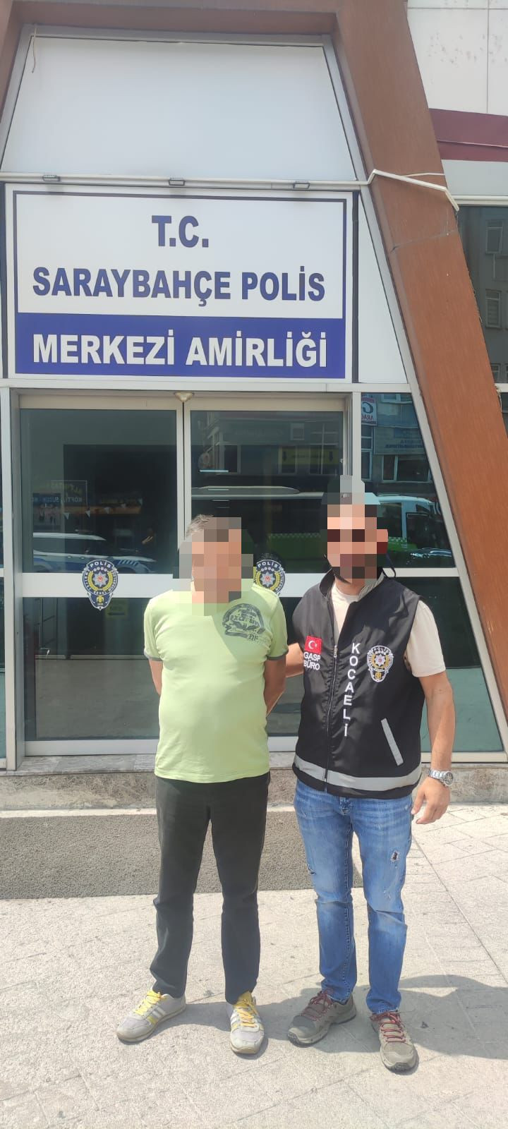 Hırsızlık suçundan aranan şahıs yakayı ele verdi! - Resim : 1