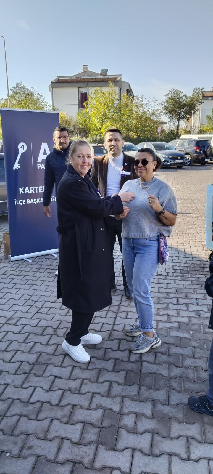 Anahtar Parti Kartepe'den anlamlı etkinlik: Kadının yanındayız, şiddetin karşısındayız! - Resim : 4