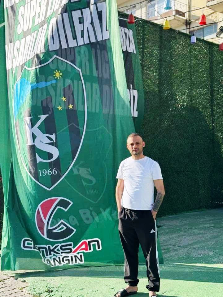 Artık o firmanın reklamı da basın toplantı odasında olacak - Resim : 1