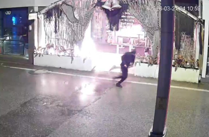 Kafeyi kundaklayan şahıslar yakalandı! - Resim : 3