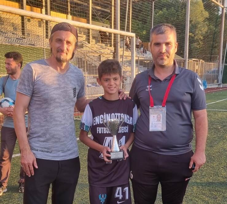 Başiskele Yıldızspor’a çifte kupa! - Resim : 5