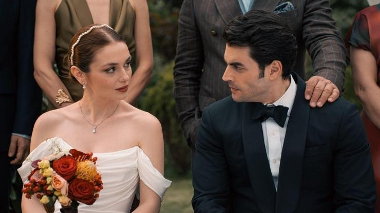 Veliaht Dizisi Beyazıt Kim? Erdem Şenocak Kimdir, Kaç Yaşında? Erdem Şenocak Hangi Dizilerde Oynadı? - Resim : 2