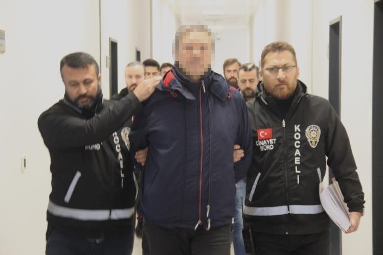 Ünlü halıcıyı baltayla parçalara ayırıp asitle eritmişlerdi… İşte 6 sanığa istenen ceza - Resim : 5