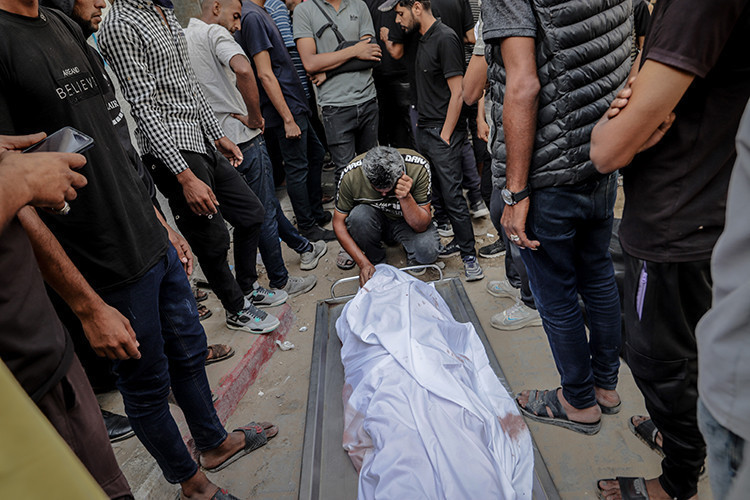 İsrail saldırıları devam ediyor; 5 i çocuk 24 Filistinli yaşamını yitirdi - Resim : 1