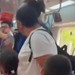 Çocuklarının yanında babaya yumruk