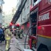 Çıkan yangında 2. kattan atlayan çocuk yaralandı!