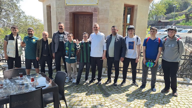 Gölcük'te Turizm Haftası bisiklet turu ile kutlandı - Resim : 2