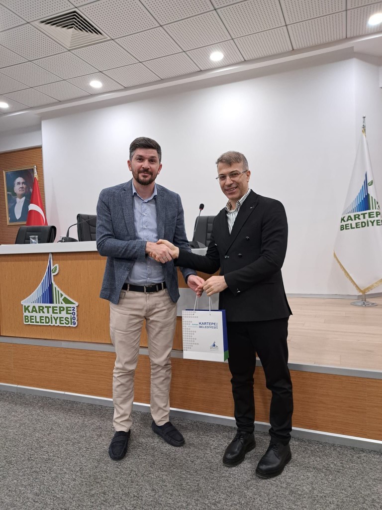 Kartepe Belediyesi'nden kalp krizi semineri - Resim : 3