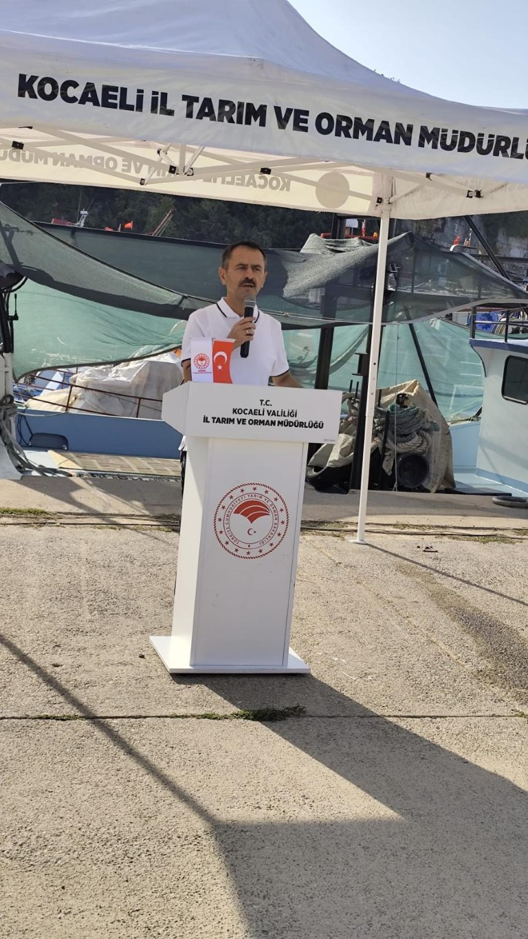 Yasak sona erdi… Kocaeli’de balıkçılar denize açıldı! - Resim : 4