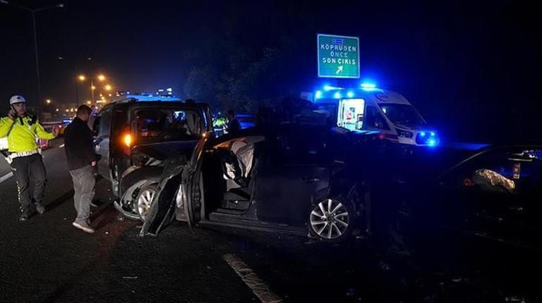 Zincirleme kaza! 5 araç birbirine girdi - Resim: 1