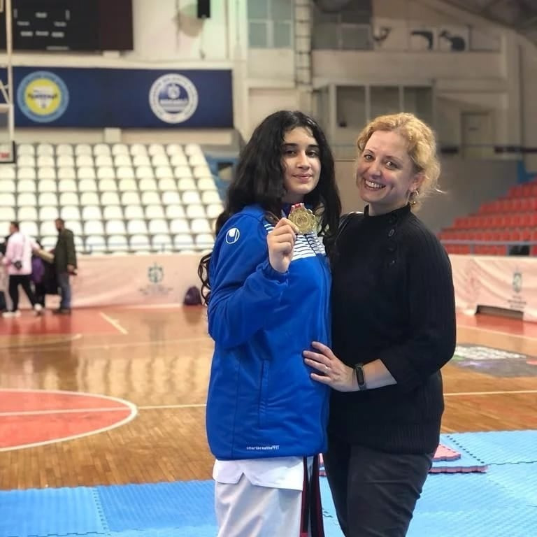 Başarılı tekvandocu Belinay yine kürsünün en üstünde! - Resim : 2