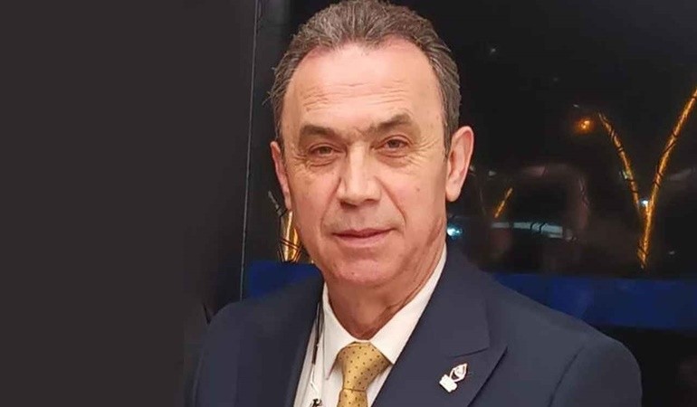 'Demirtaş'ı görevden almıştık' diyerek yeni ilçe başkanı Selman Gürpınar'ı duyurdular - Resim : 1