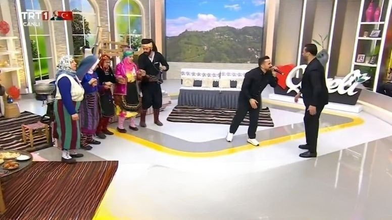 10 Kasım'da horon tepen Alişan'dan eleştirilere yanıt! - Resim: 1