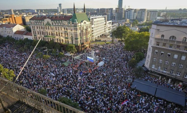 Dışişleri Bakanı saldırıya uğradı - Resim: 4