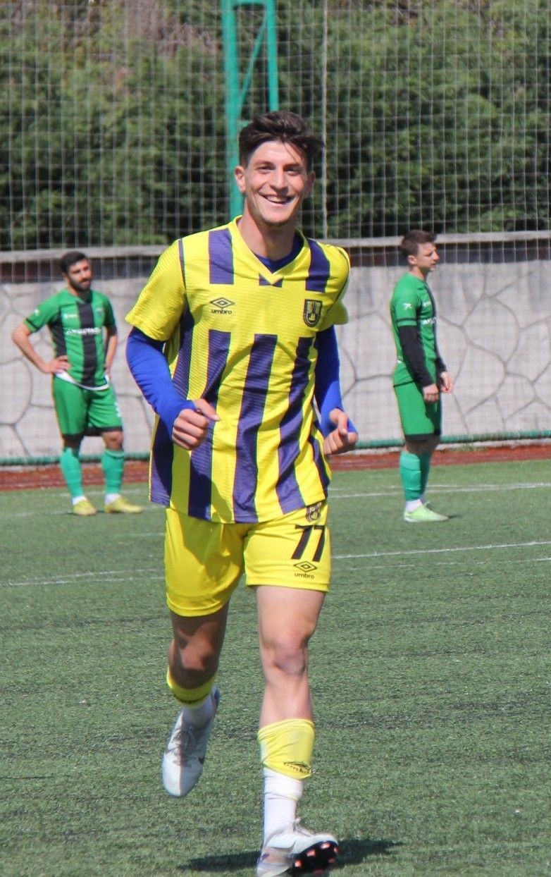 Karamürselspor - Çayırovaspor maçının fotoğrafları - Resim: 30