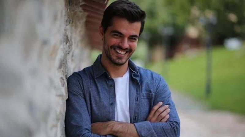Gönül Dağı'nın Taner'i Berk Atan'dan Hayranlarını Üzen Haber Geldi! Set Arasında.. - Resim: 4