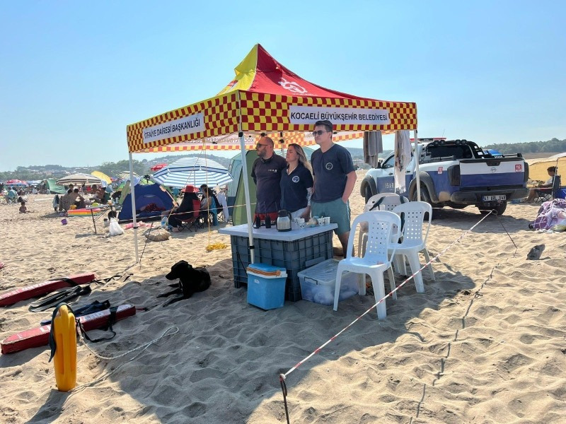 167 kişiyi ölümün kıyısında çekip aldılar - Resim : 2