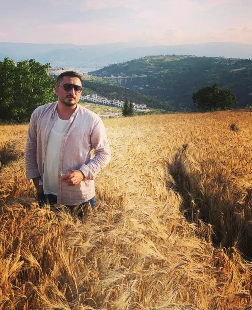 Adliye &ouml;n&uuml;nde &ouml;ld&uuml;r&uuml;len Emrah'ın amcası konuştu: S&ouml;ylediklerinden utanacaklar - Resim : 1