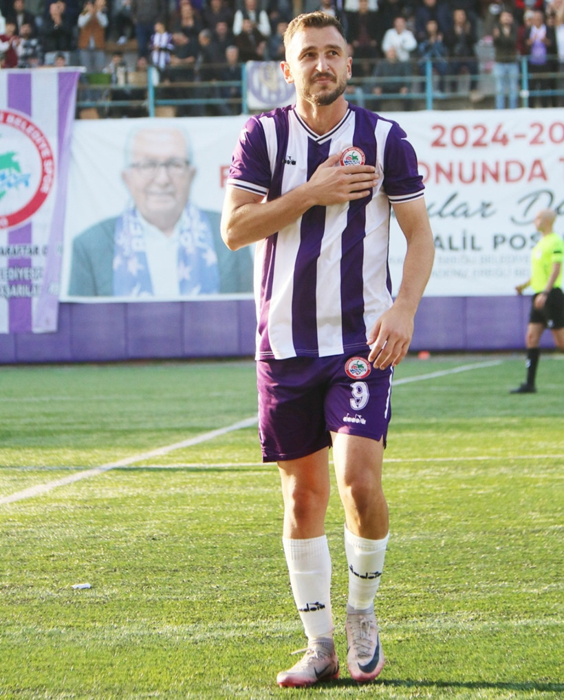 Gölcükspor, BAL gol kralını transfer etti! - Resim : 1