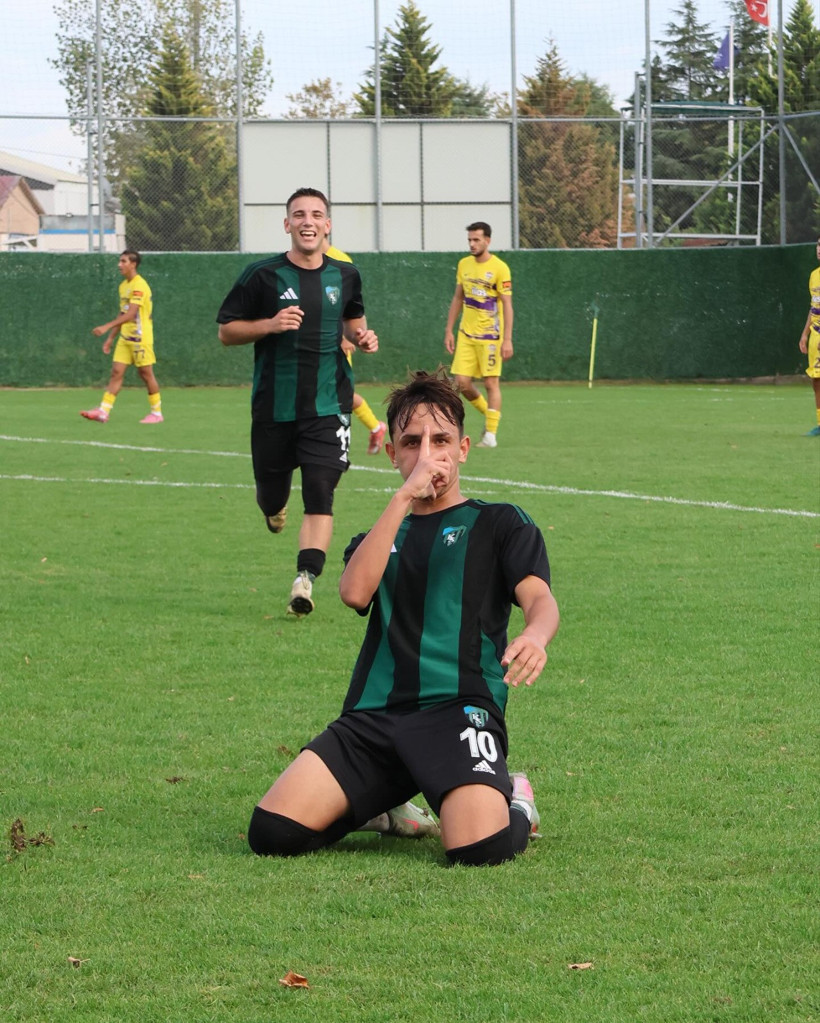 Kocaelispor PAF, Eyüp’e PATLADI! “5-2” - Resim : 1