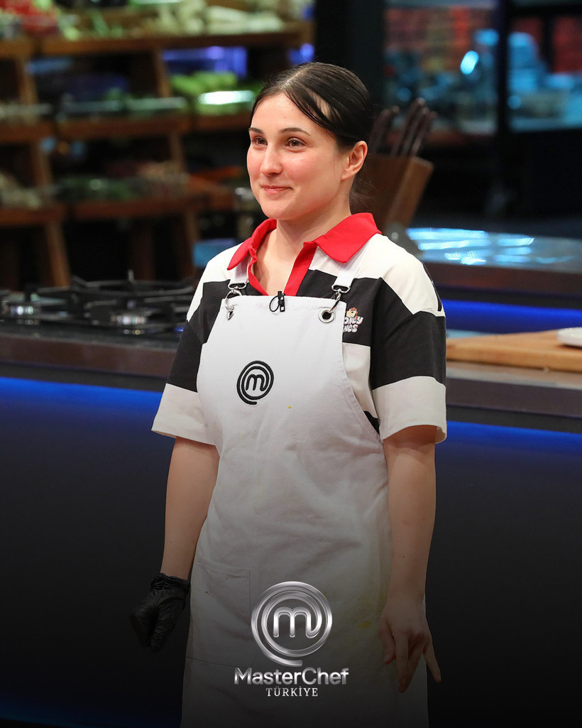 MASTERCHEF ANA KADROYA GİREN 5. YARIŞMACI BELLİ OLDU: MasterChef'te Ana Kadroya Kim Girdi? - Resim : 1