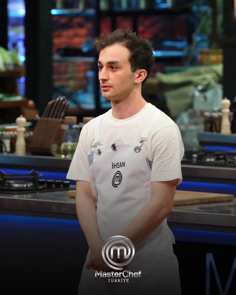 Masterchef 8 Ana Kadroya Kim Girdi? TV8 19 Temmuz Masterchef Kim Kazandı? - Resim : 1