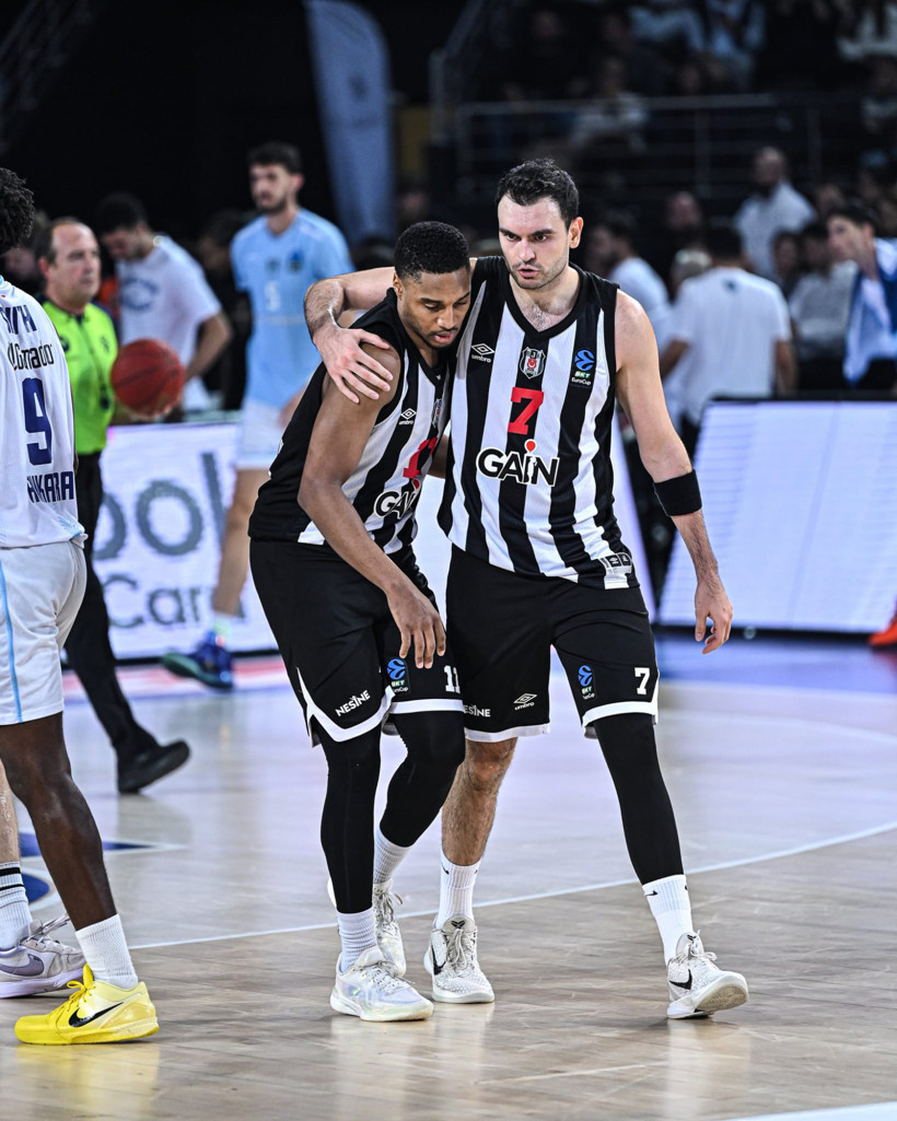 Avrupa'da Türk derbisi Beşiktaş'ın: 84-93 - Resim : 4