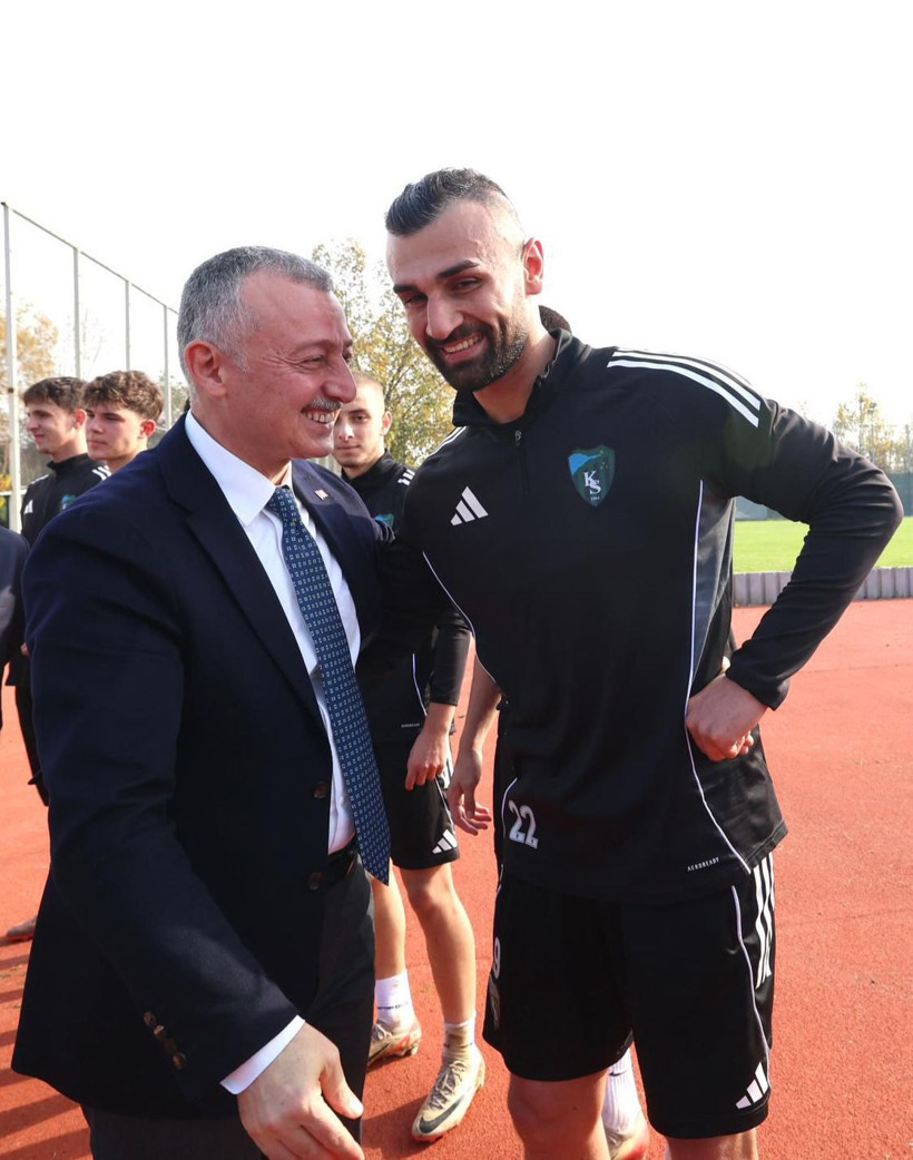 Tahir Büyükakın’dan Kocaelispor tesislerine çıkarma! - Resim : 1