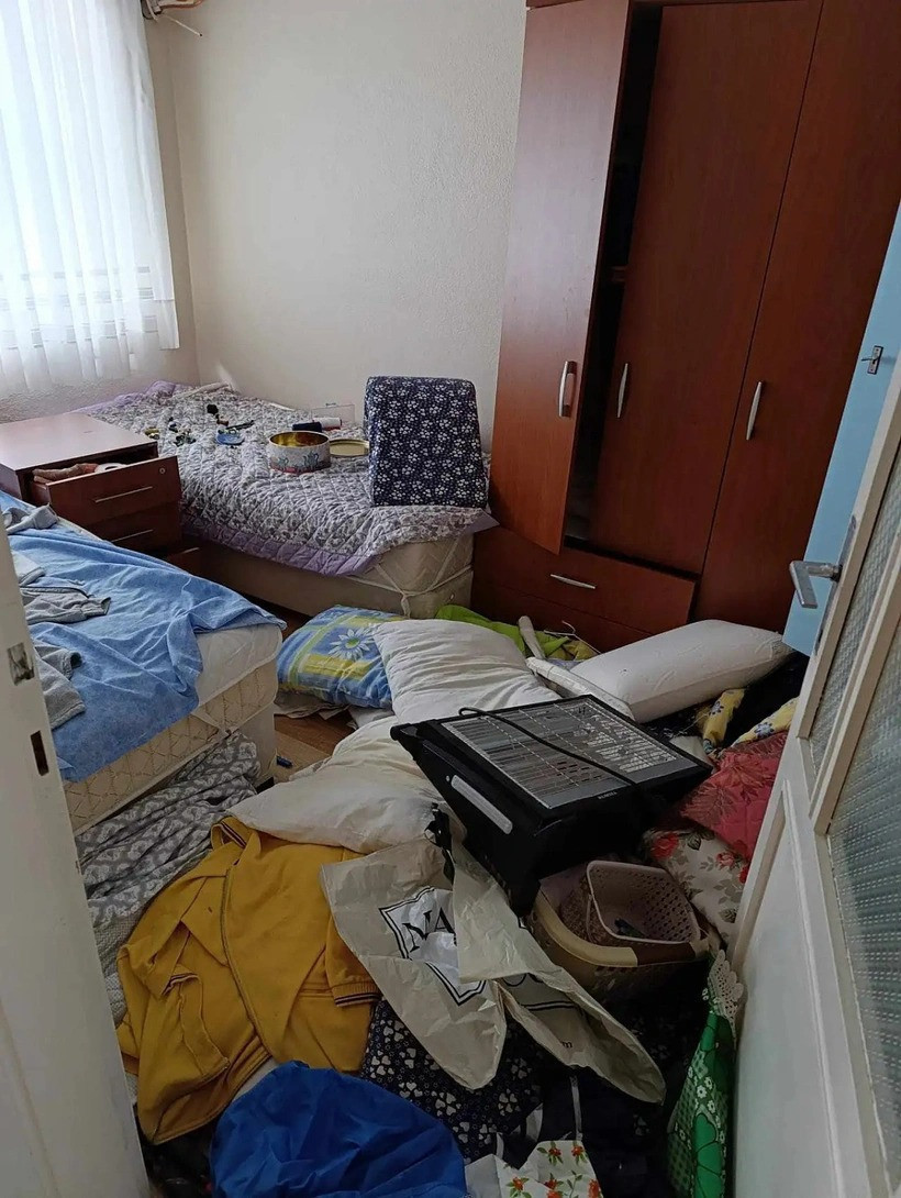 Yazlıklardan hırsızlık yapan 3 kişi tutuklandı - Resim : 2