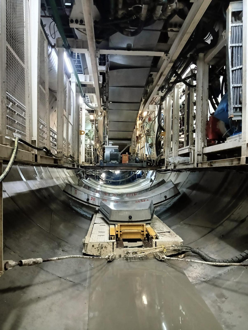 Körfezray hızla ilerliyor; 24 saat durmaksızın kazıyor! - Resim : 2