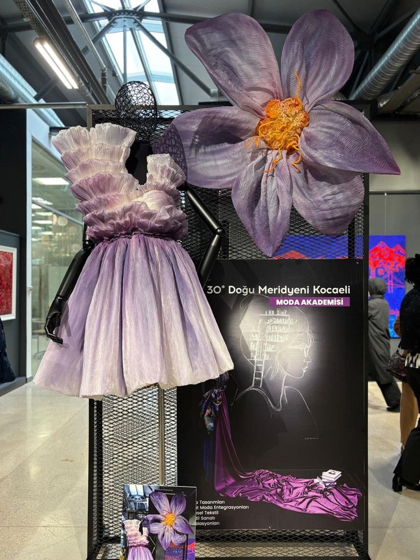 Tahir Büyükakın: Kocaeli artık doğal güzellikleriyle, kültür ve sanatı ile göz dolduruyor - Resim : 4