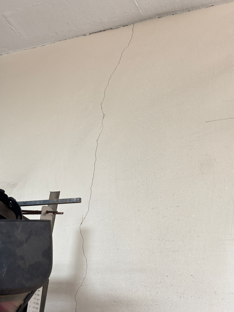 Depremden sonra çatlaklar oluşmuştu… Güzel Sanatlar Fakültesi binası boşaltıldı! - Resim : 4