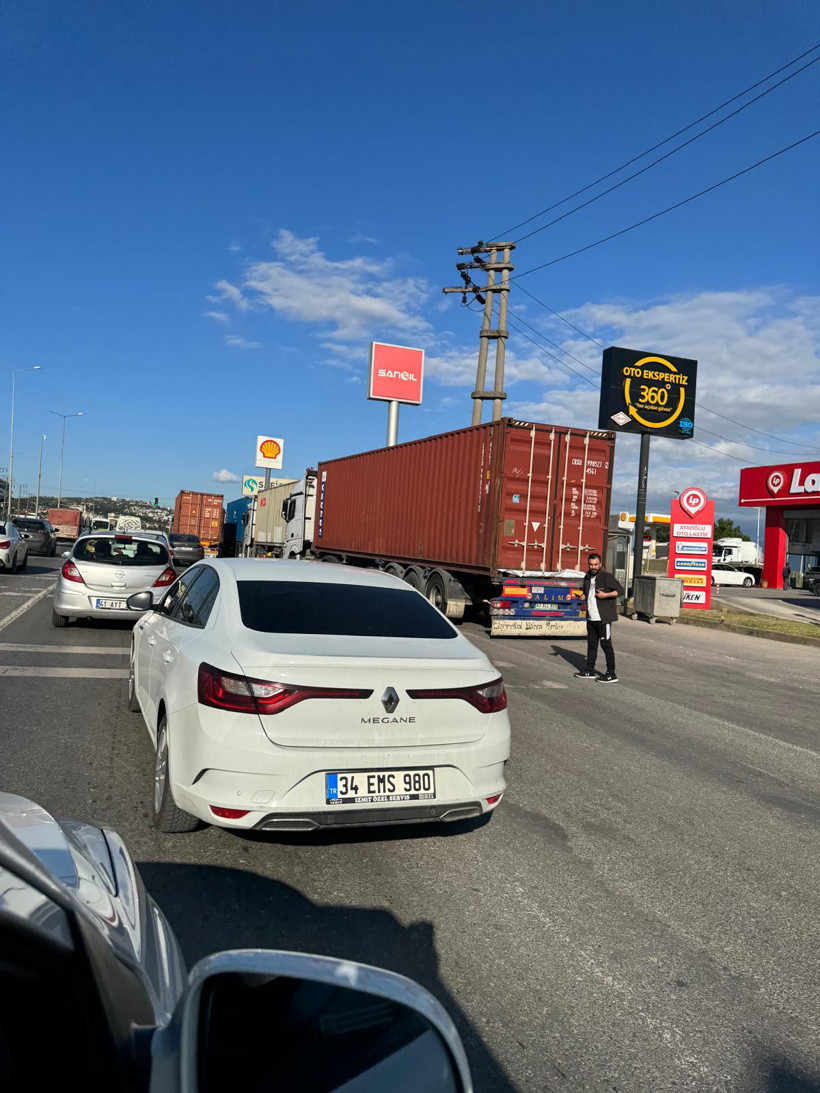 Erkan Uygun Tahir Büyükakın'a sordu: Bu nasıl ulaşım planı? - Resim : 4