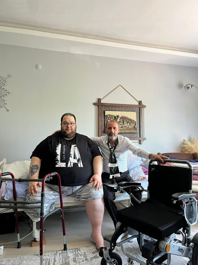 Kerem Erman'dan "10 numara" hediye - Resim : 1