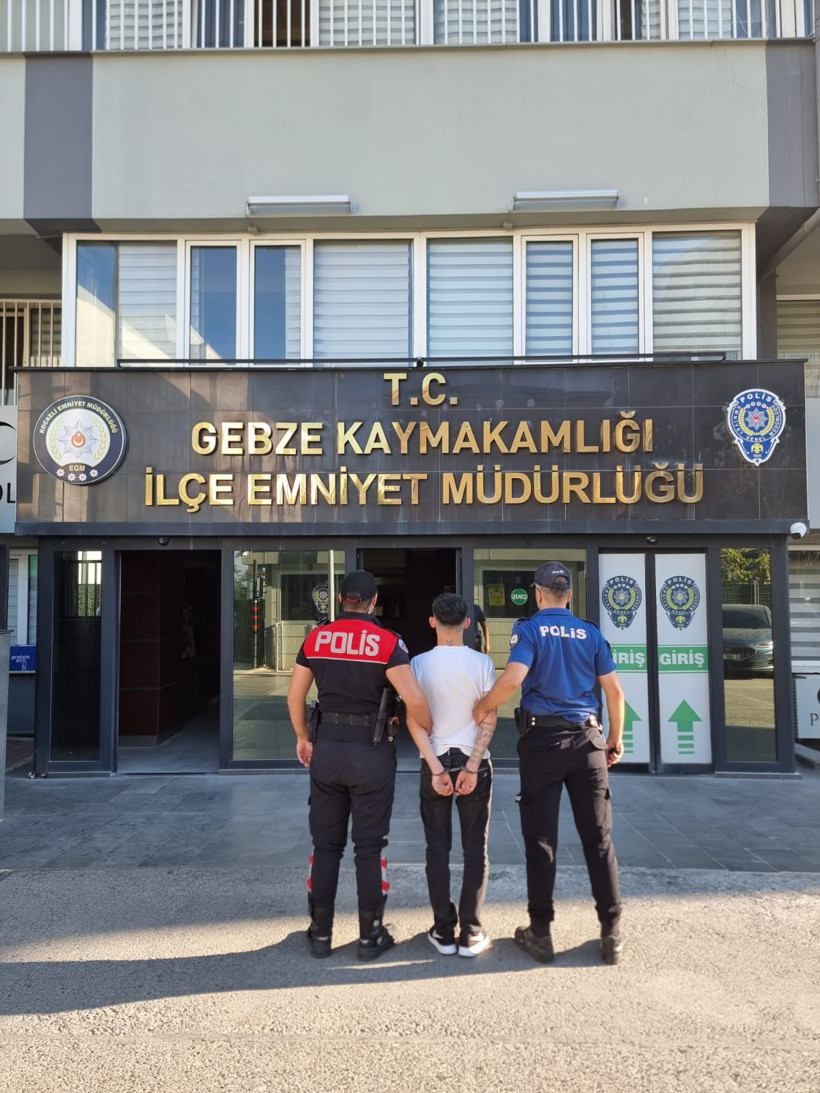 Uyuşturucu hükümlüsü şahıs yakayı ele verdi! - Resim : 1