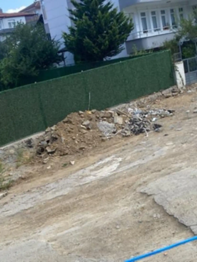 Taşeronların plansız ve denetimsiz çalışmaları vatandaşı canından bezdirdi! - Resim : 2