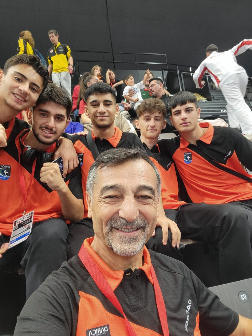 DARES, Basel’de kupaları topladı, geldi! - Resim : 2