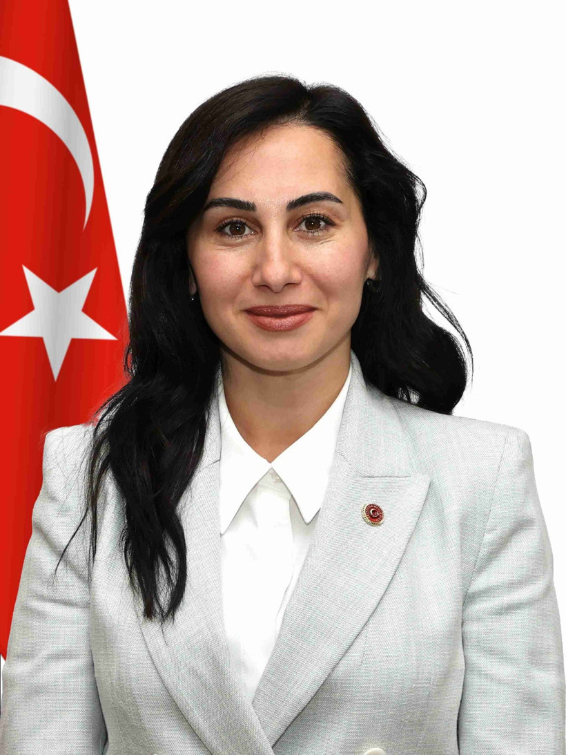 Cumhurbaşkanı Erdoğan açıkladı: CHP’den istifa etti AK Parti'ye geçiyor - Resim : 1